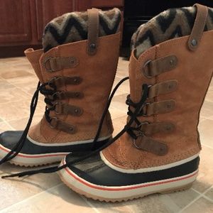 Sorel Women's Joan of Arctic Knit Boat